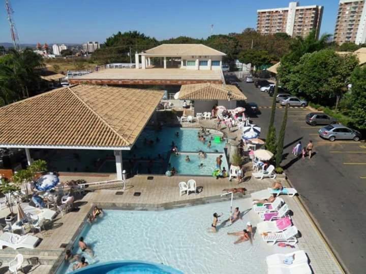 Flat Di Roma Resort Internacional Caldas Novas Exterior foto
