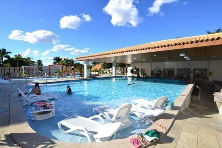 Flat Di Roma Resort Internacional Caldas Novas Exterior foto